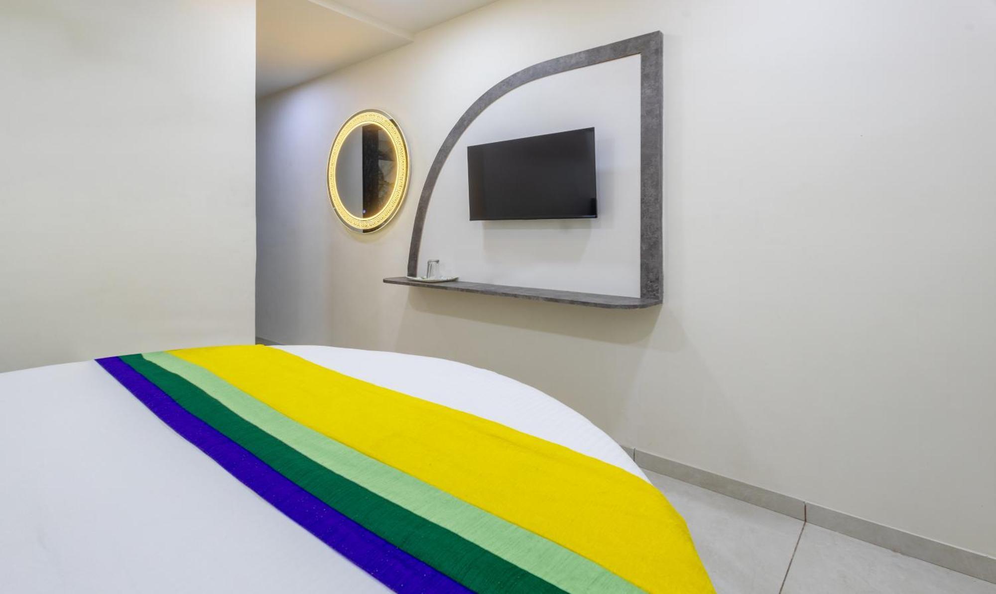 Itsy Hotels Signature, Nehru Nagar อาเมดาบัด ภายนอก รูปภาพ